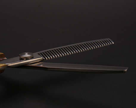 Zhangjiagang Huaxu Hairdressing Tools Co., Ltd.
